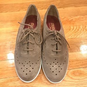 NEW Munro Wellesley Oxford Sneaker